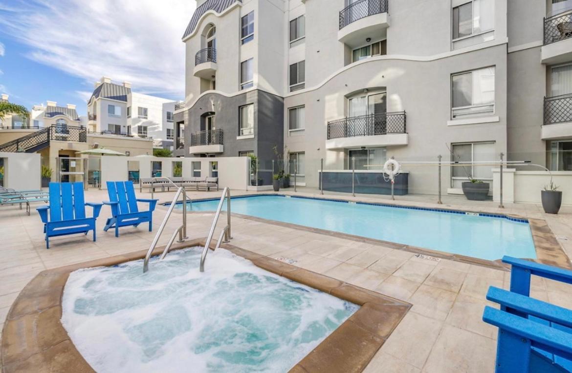 The Nest A Spacious 1 Bedroom Apartment With A Pool View Los Angeles Exterior foto